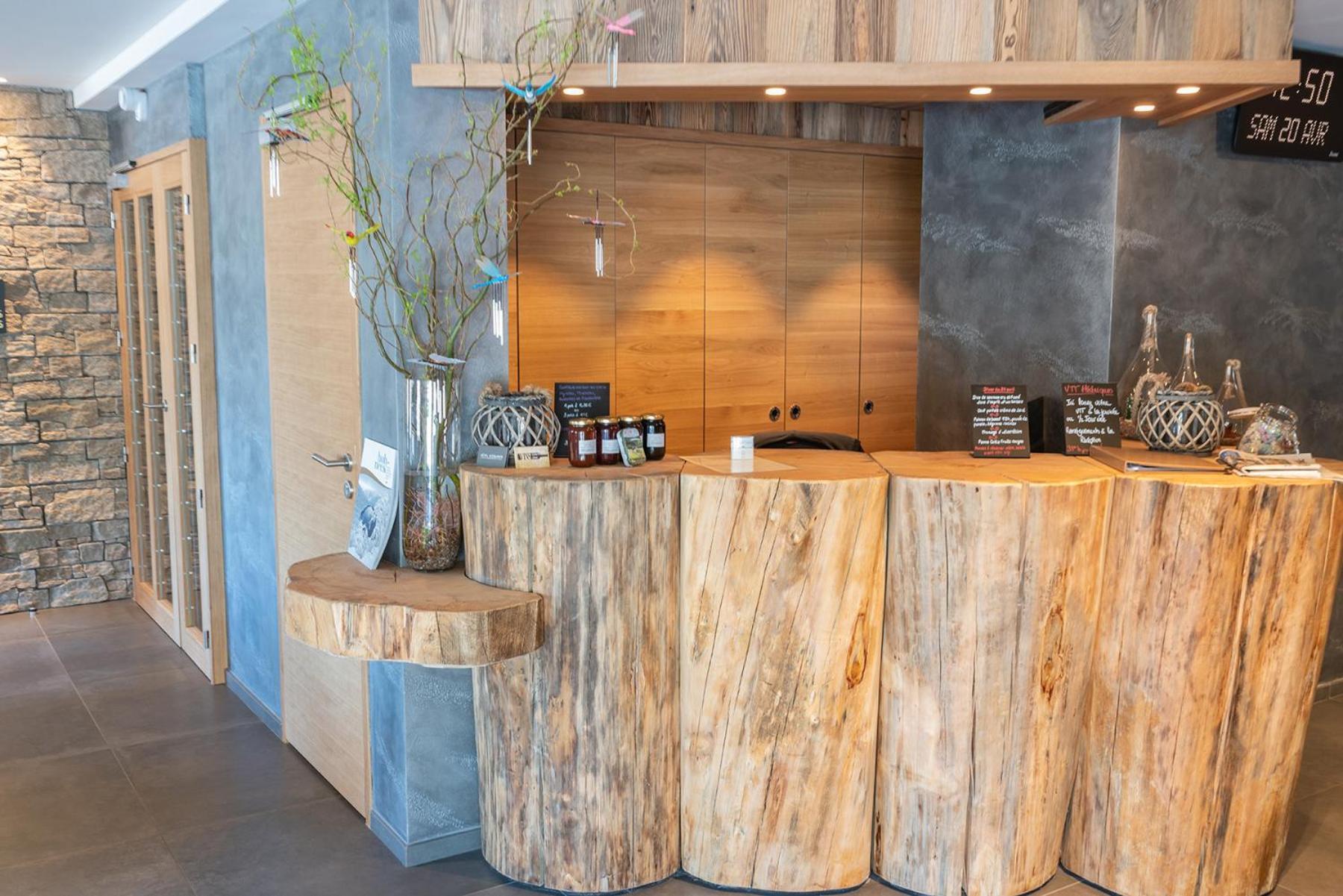 Hotel Interlaken Lounge Bar & Spa Xonrupt-Longemer Ngoại thất bức ảnh